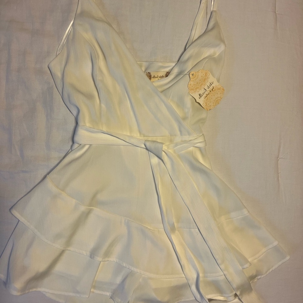 Altar'd State White Dress/Romper *Never worn*